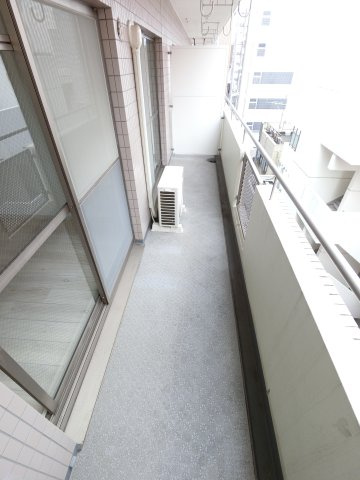 スライヴ２１のバルコニー