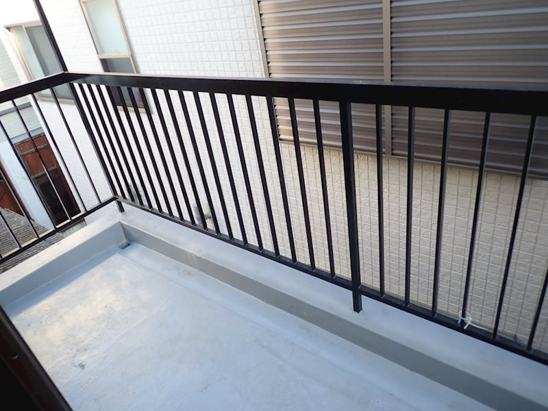 芦屋市朝日ケ丘町の一戸建てのバルコニー