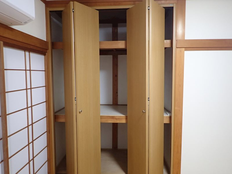 芦屋市朝日ケ丘町の一戸建て