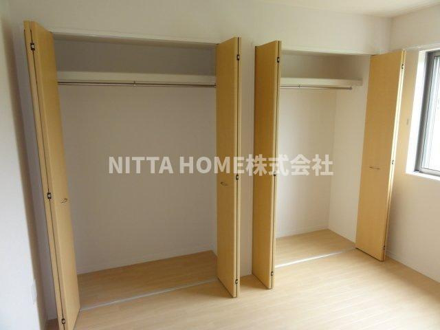 アジュールⅡの収納|大きな収納スペースです＊