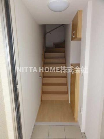 アジュールⅡの玄関|広いスペースの玄関です♪