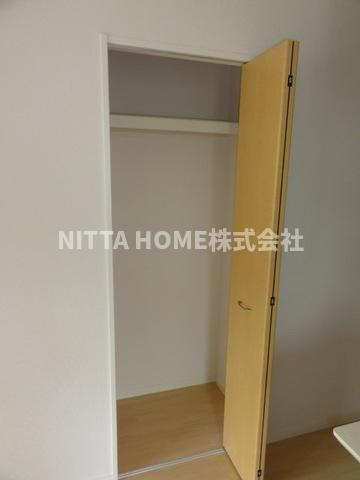 アジュールⅡの収納|リビングについている収納です〇