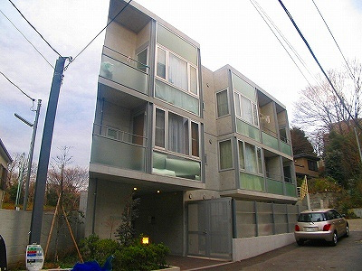 音羽フラッツの外観