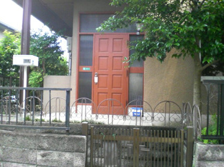 【玄関】 | 米山台一戸建て貸家