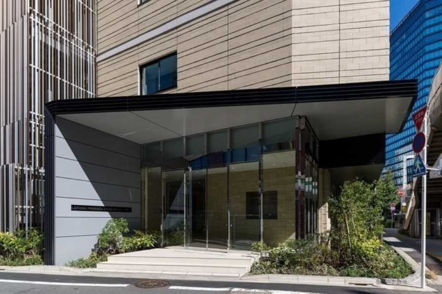 ルフォンプログレ渋谷ヒルトップ　ペット相談　ネット無料　高層階のエントランス