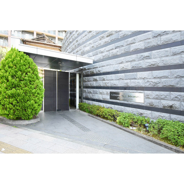 レキシントンスクエア白金高輪のエントランス|建物の内部です