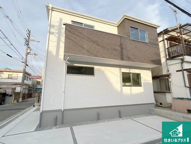 堺市西区浜寺石津町西　第1期　新築一戸建ての外観|安心の10年保証！外観を美しく保ち、雨水で汚れを落とします！気になることがありましたら、お気軽にお問い合わせください！