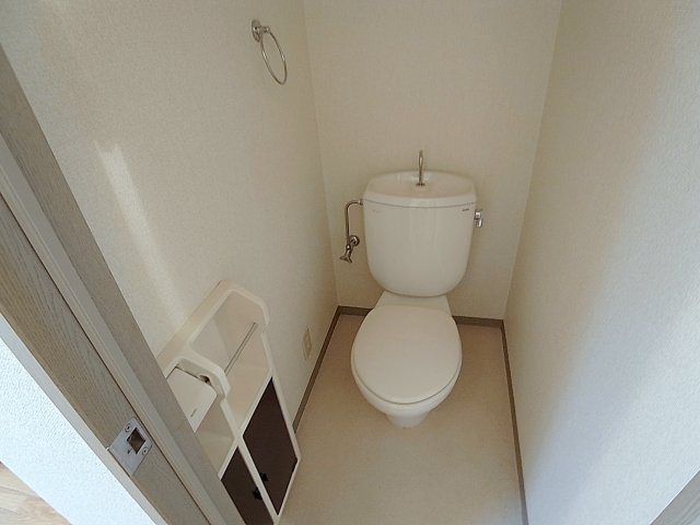 トゥインクル谷上のトイレ|ウォシュレット取付可能のトイレ