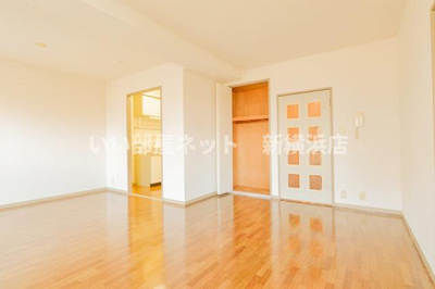 【居間・リビング】 | ブリッジ壱番館 | ※写真は同タイプ住戸です。※参考写真