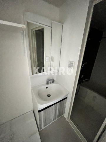 レジュールアッシュ都島ヴェルクレールの洗面所|同物件別部屋の写真です。