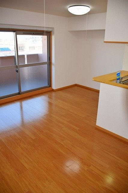 グランドールかさでらの居間・リビング