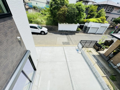 【展望】 | 松戸市八ケ崎６丁目新築戸建【八ヶ崎小学校：2分】 | バルコニーより道路側眺望