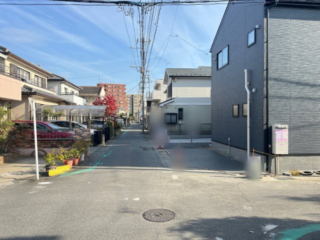 【前面道路含む現地写真】 | 熊谷市宮本町第２　Livele Garden.s　新築戸建　全２棟　2号棟