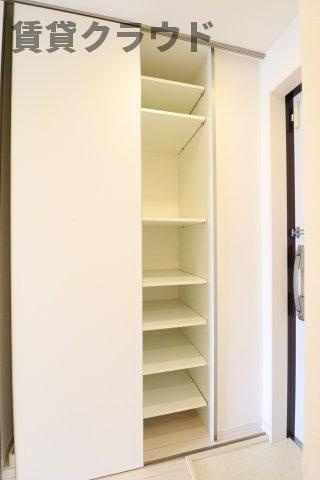 リブリ・シャルマンの収納