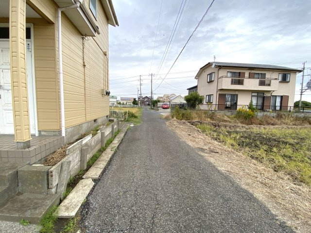 コスモ求名の周辺