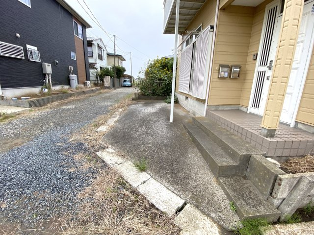 コスモ求名の駐車場