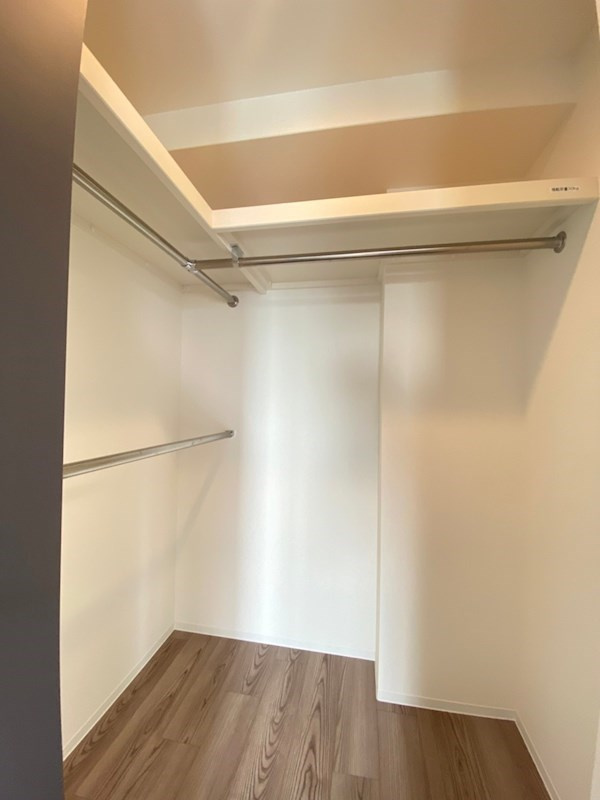 クロスレジデンス阿波座の収納