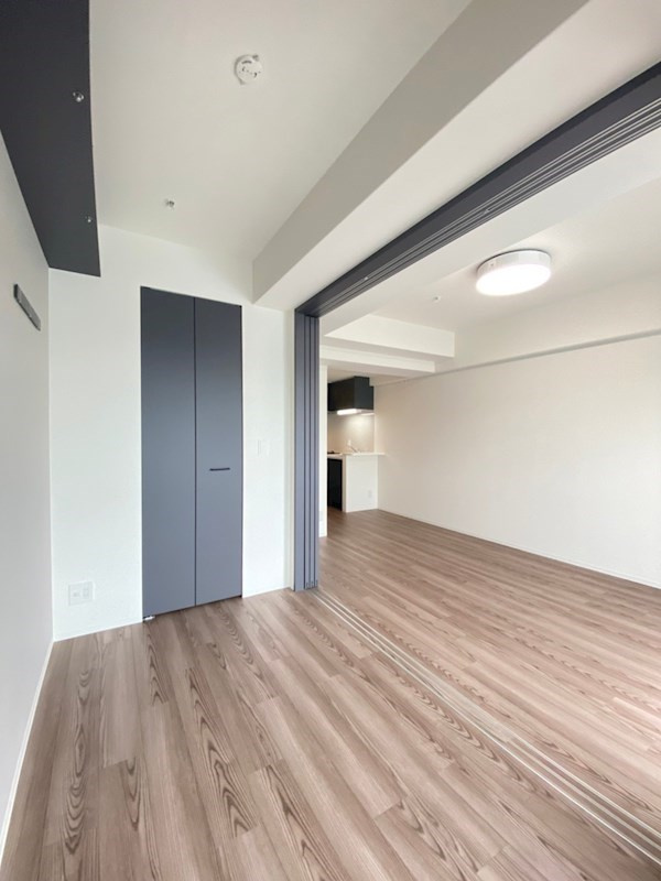 クロスレジデンス阿波座の寝室