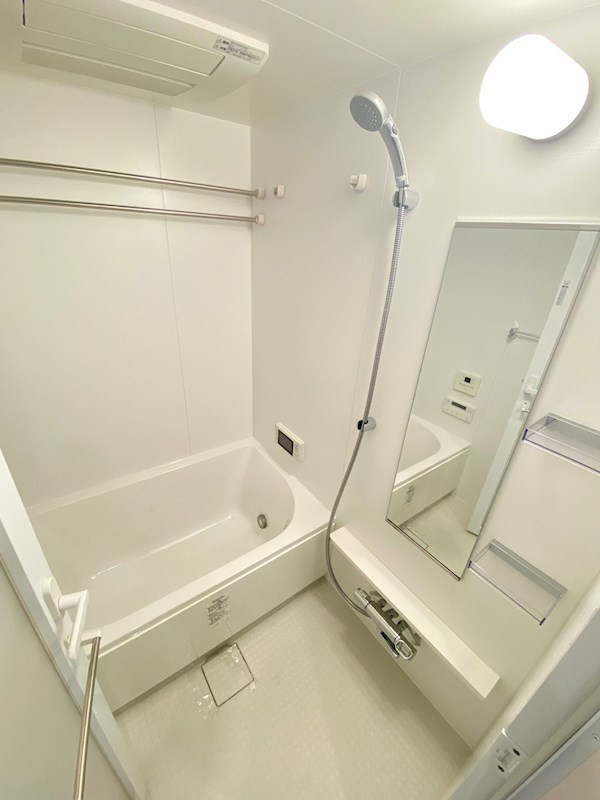 クロスレジデンス阿波座の浴室