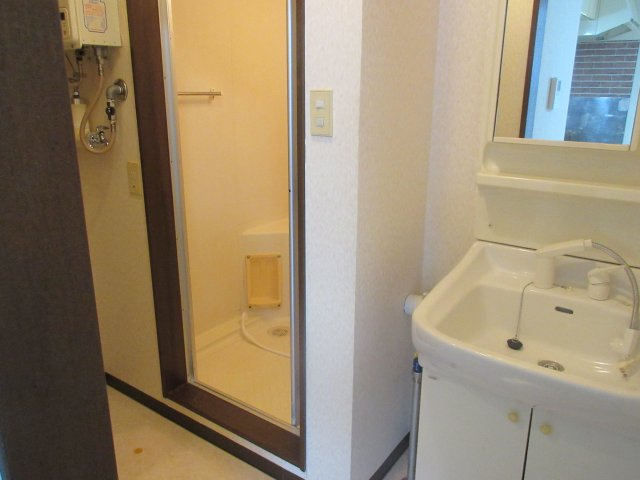 とまとハウスの洗面所