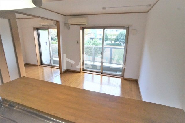 V-ROOM幕張本郷の洋室|落ち着いた色調の洋室です