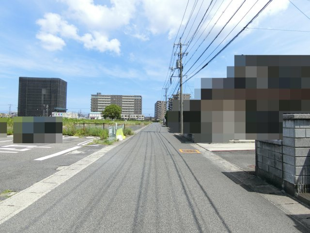 米原3丁目 売地の前面道路含む現地写真
