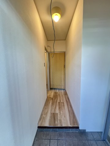 サンロイヤル霞ヶ丘の玄関