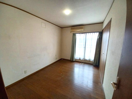 比企郡滑川町みなみ野 中古戸建の洋室|２階 洋室（６帖）