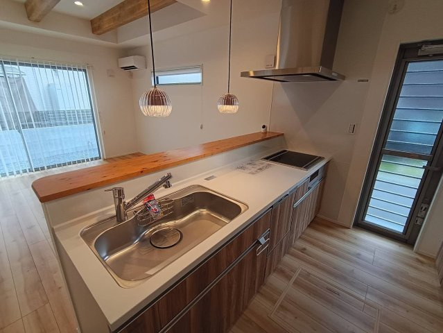 西条市喜多川　建売住宅　8号地のキッチン
