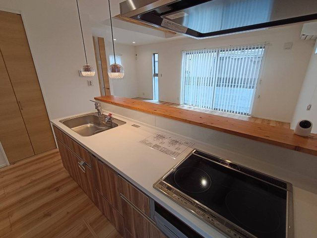 西条市喜多川　建売住宅　8号地のキッチン