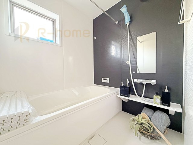 古河市鴻巣第6　新築戸建て　1号棟の浴室|足を伸ばしてもゆったりできるバスルーム♪機能性も取り入れて使い易さも保証します♪