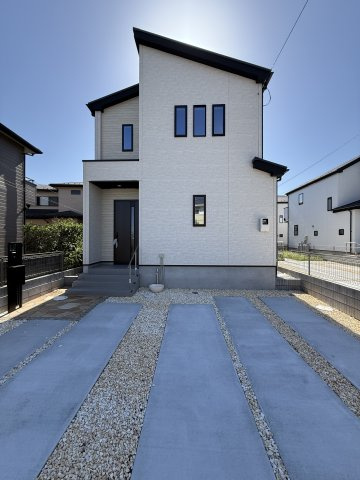 【外観】 | ＼敷地面積50坪以上／
住宅性能評価をW取得した高性能なお住まい♪（設計+建設）