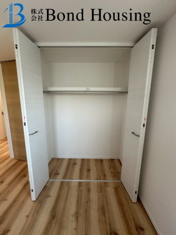 床暖房等設備充実　塩屋北町1丁目　新築2区画　2号地の収納