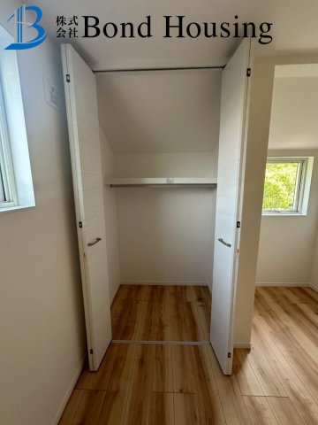 床暖房等設備充実　塩屋北町1丁目　新築2区画　2号地の収納