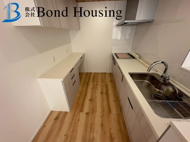 床暖房等設備充実　塩屋北町1丁目　新築2区画　2号地のキッチン