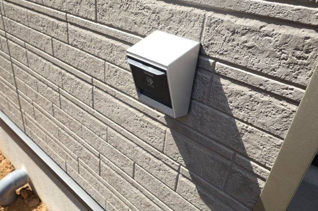 《仲介手数料無料》南区大字太田窪2917-5(2号棟)新築一戸建てクレイドルガーデンのその他|EV自動車用の200Vコンセントが付いています。
撮影日 2025年8月24日 14:00 晴れ