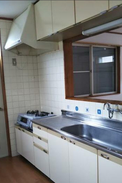 下根本貸家のキッチン