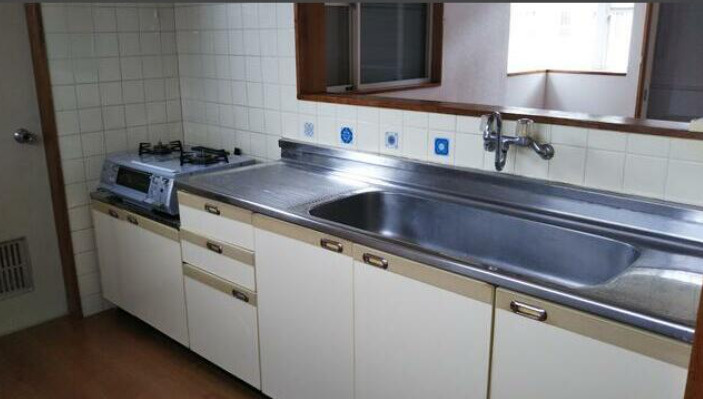 下根本貸家のキッチン