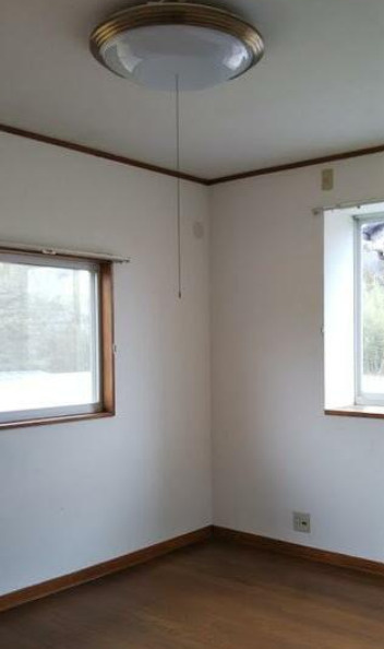 下根本貸家の寝室