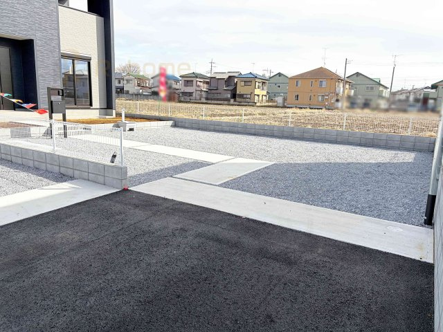 古河市鴻巣第6　新築戸建て　3号棟の駐車場|カースペースは2台お停めいただけます♪