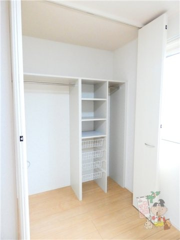 ルピナスＣの居間・リビング