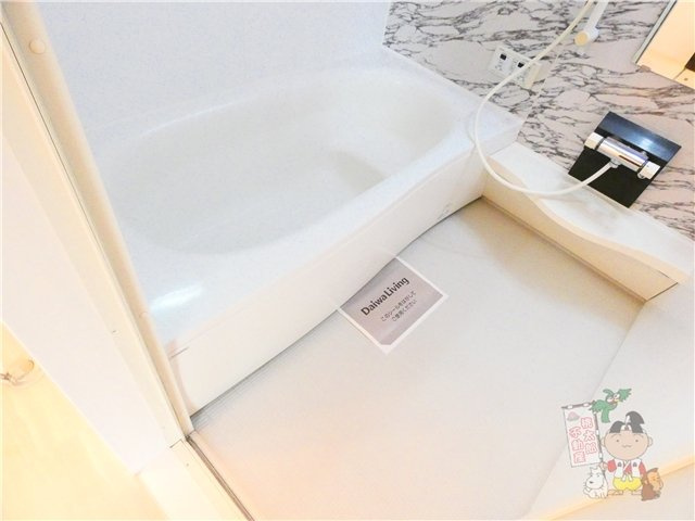 ルピナスＣの浴室