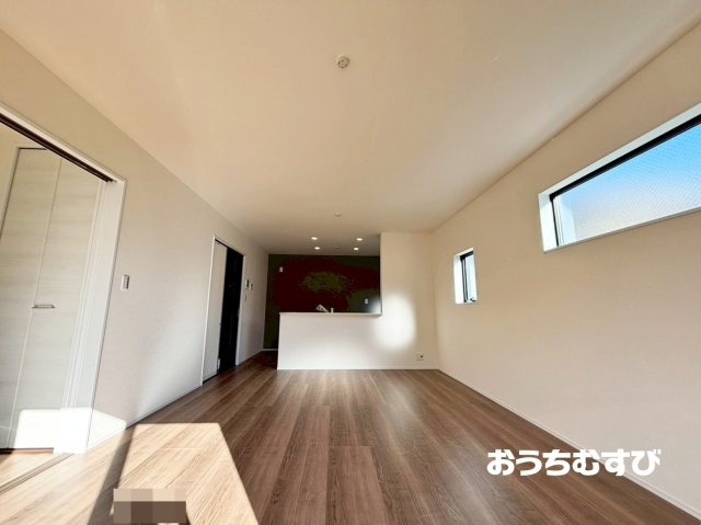 北区楠第2(全7棟)の前面道路含む現地写真