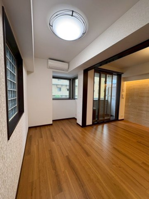 【洋室】 | Vinoプレジオ本町