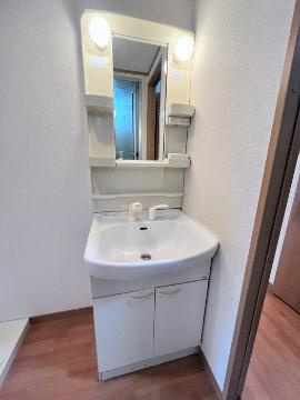 ヴィラジャスティス　Ｃの洗面所|洗面