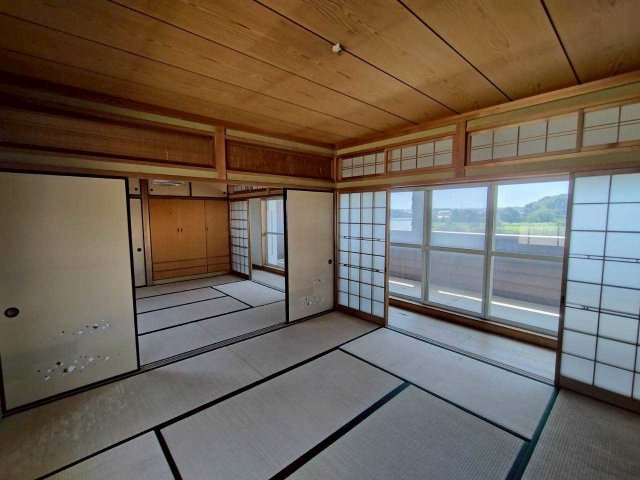 雲谷町　貸店舗事務所の内装