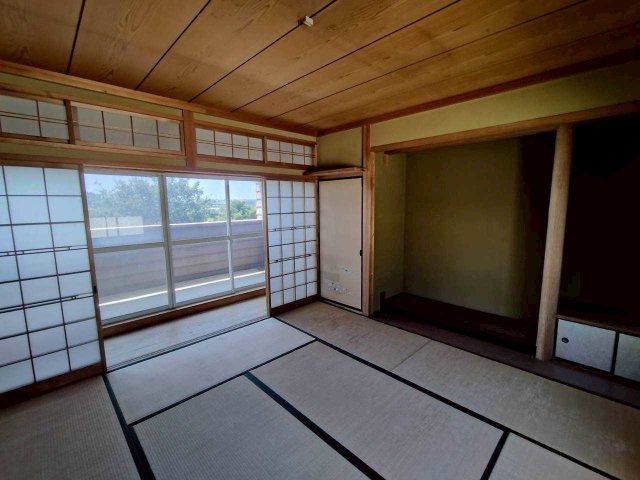 雲谷町　貸店舗事務所の内装