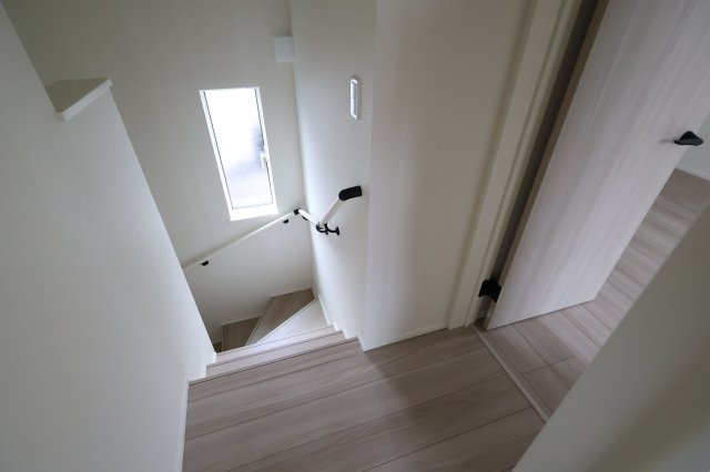 《仲介手数料無料》中央区新中里５丁目17-4(2号棟)新築一戸建てリナージュの内装|撮影日 2025年9月5日 16:40 曇り