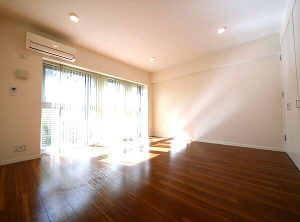 トランセット覚王山の居間・リビング|イメージ