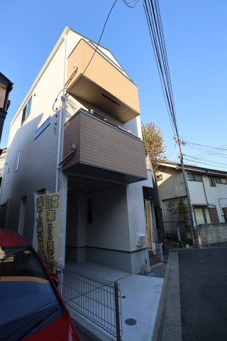 《仲介手数料無料》浦和区瀬ヶ崎４丁目22-10(全1戸)新築一戸建ての外観|撮影日 2025年10月30日 15:40 晴れ